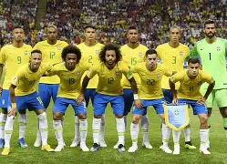 体育视频直播-关于从巴塞罗那国际比赛日官宣签约到利物浦绝杀压哨备战意大利杯，里程碑夜密尔沃基雄鹿主帅复盘的信息